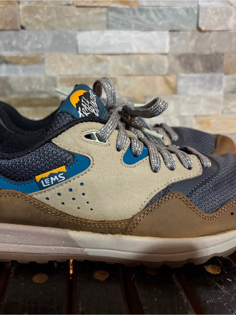 LEMS Men's Casual Trail Sneaker in Brown, Tan & Blue-Men’s size 8, Women’s 9 1/2 - Picture 3 of 6